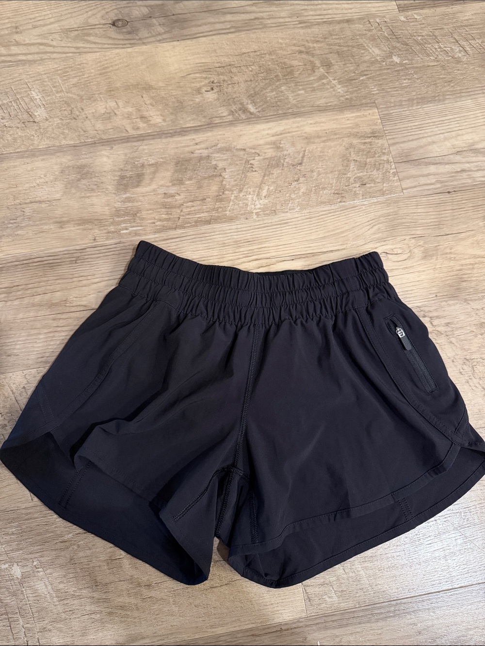 Women’s Black Lululemon Shorts Size 6
